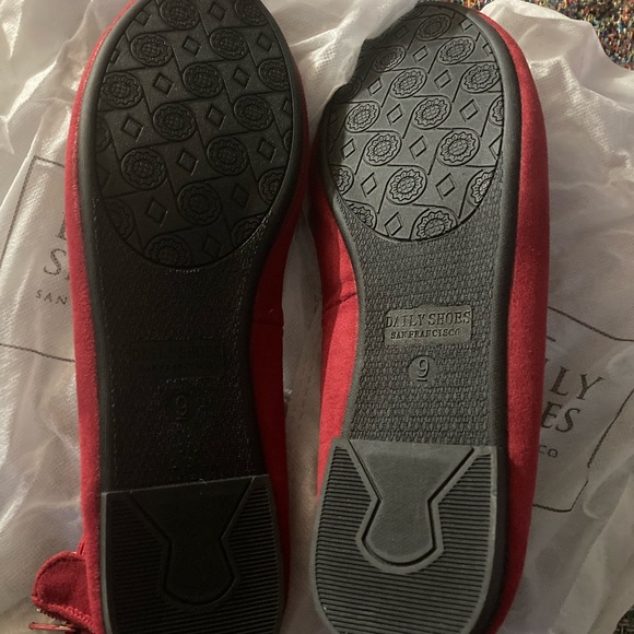 New without tags!! - Picture 2 of 4